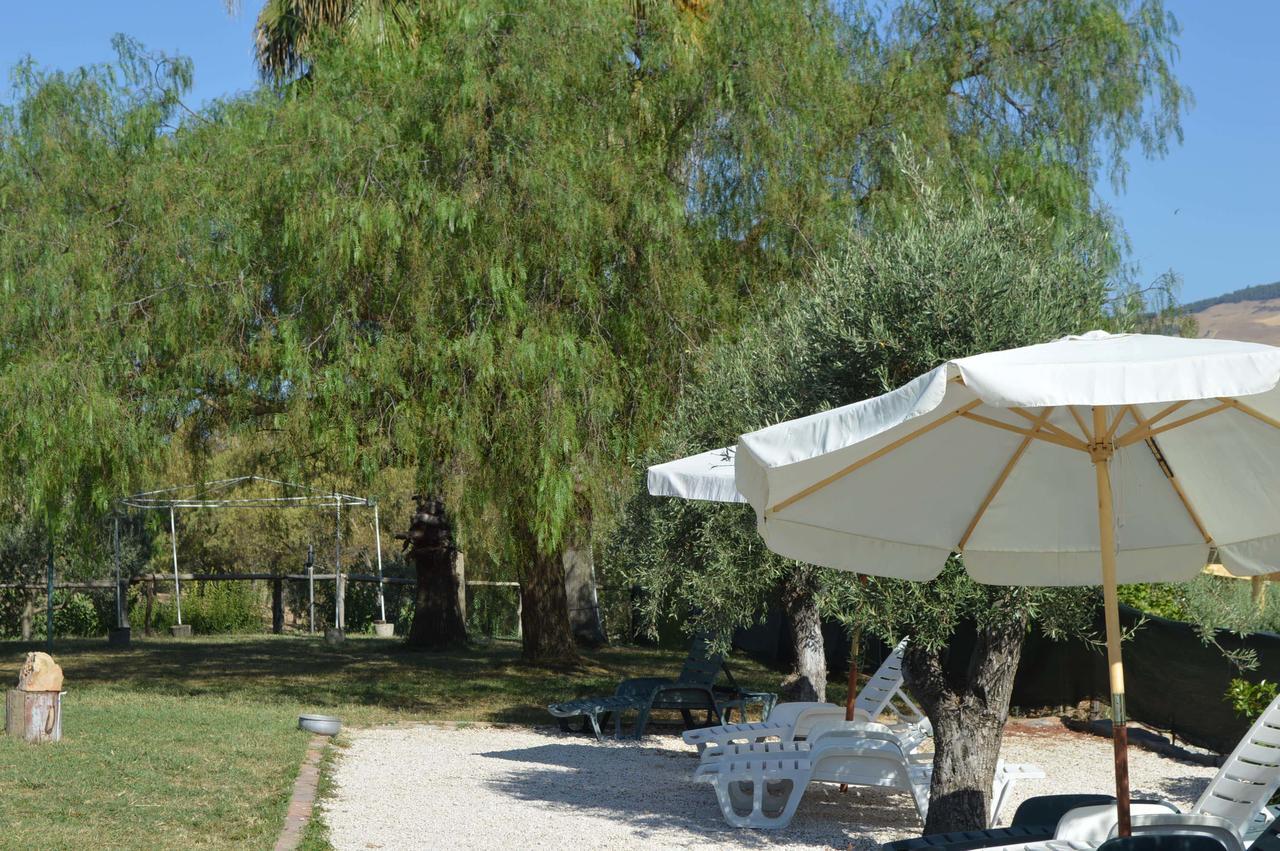 La Dolce Vita Regalbuto Exterior foto